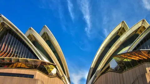 尼克斯遭骑士六连胜强势击败，米切尔与布伦森合取53分创佳绩！