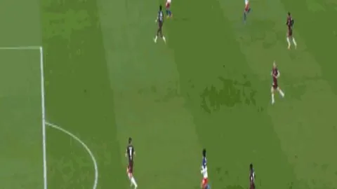 切尔西官方确认：大卫·弗法纳强势加盟，球队实力再升级！